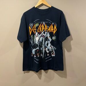 Def Leppard 2015 World Tour Concert T-Shirt